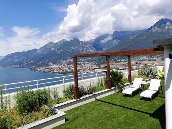 Attico With Big Terrace In Residence With Pool Valbrona Exteriör bild